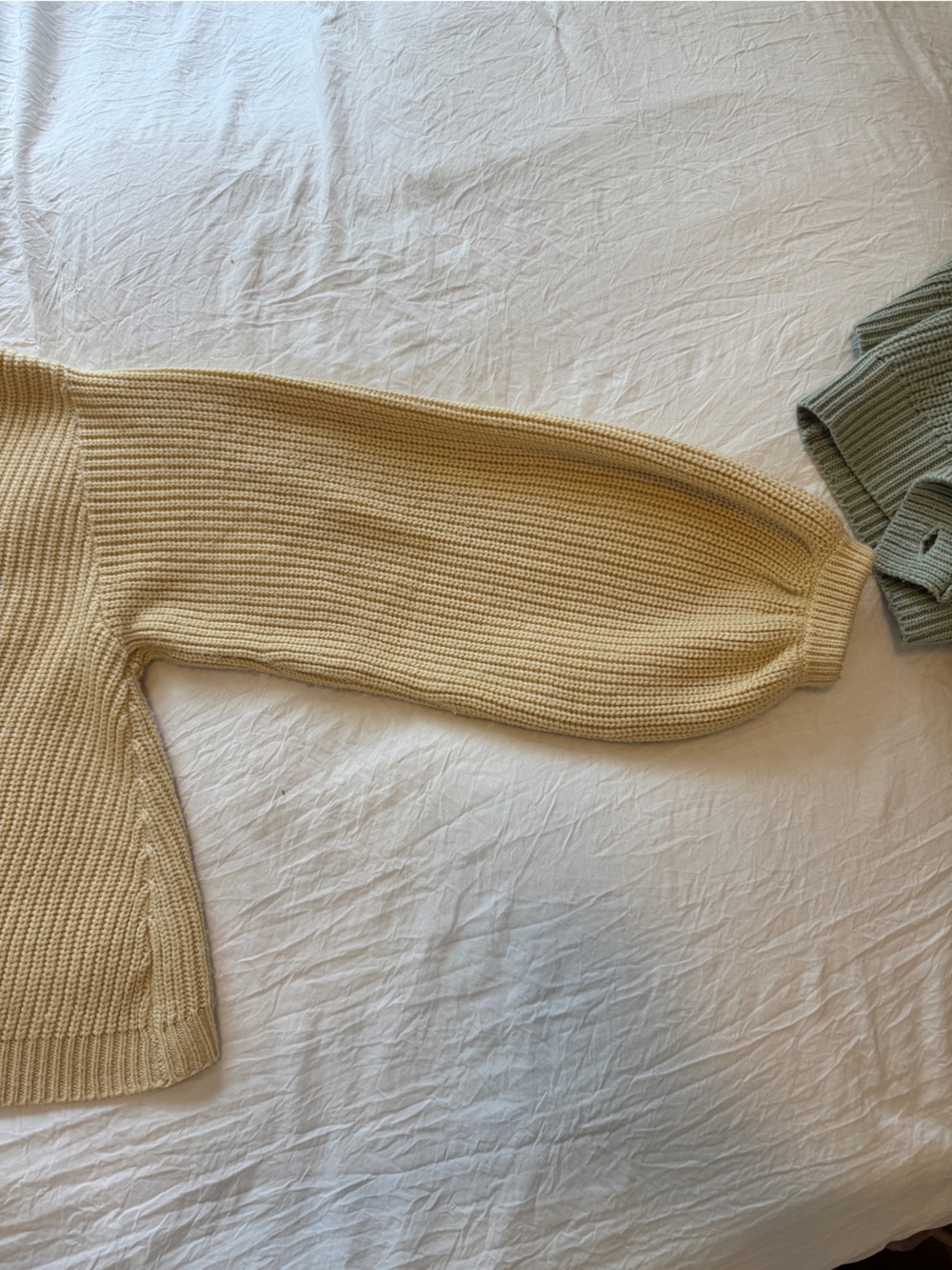 Sabo Skirt Yellow Slouchy Sweater, XS - Picture 15 of 16